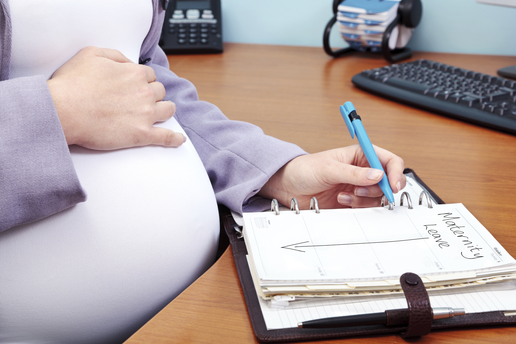 Employer s Guide to Maternity Leave Kelly Santini LLP